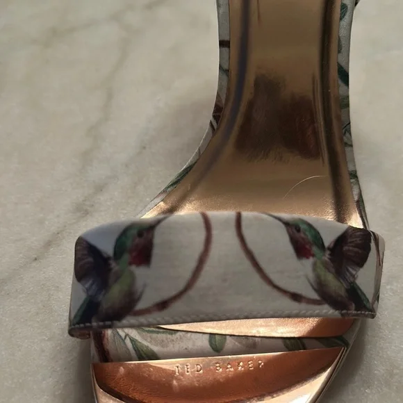 Ted Baker Floral Women's Sandals - Cream and Rose Gold. New, never worn. 4” hee - Picture 5 of 6